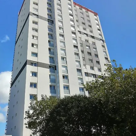 T5 Proche Tramway * Brest