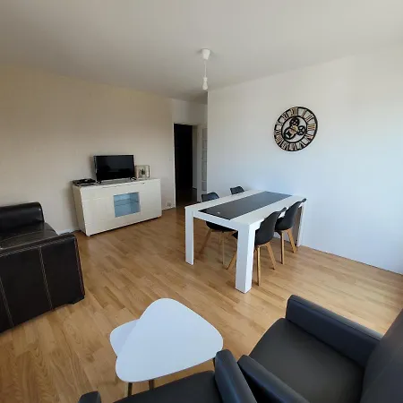 Apartment T5 Proche Tramway