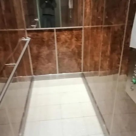 T5 Proche Tramway * Brest