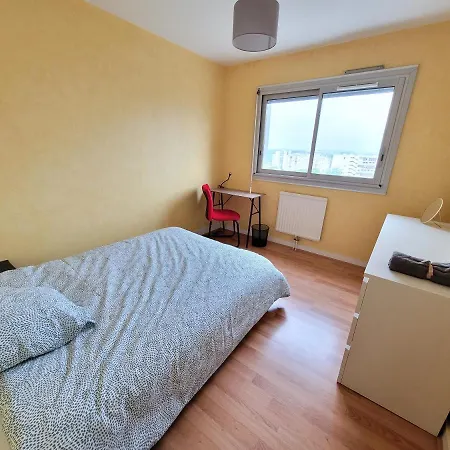 T5 Proche Tramway * Brest