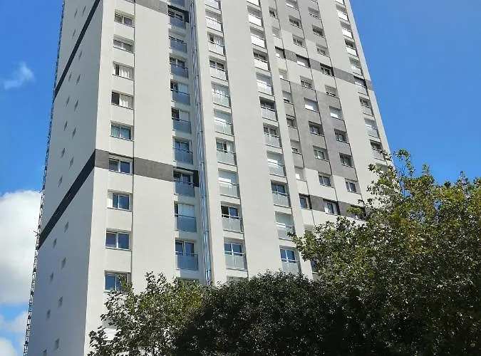 T5 Proche Tramway * Brest